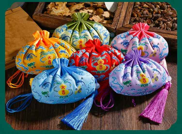 Dragon Boat Festival Herbal Sachet – Brocade Amulet with Anti-Evil Talisman (11x10cm)